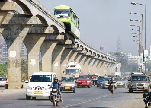 Monorail chugs through dense fog during a recent test run in Wadala Monorail chugs through dense fog during a recent test run in Wadala