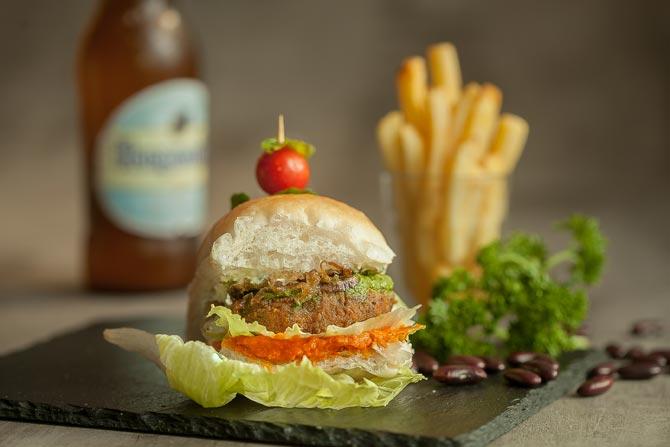 Mumbai food: 4 places to enjoy Christmas lunch with your family