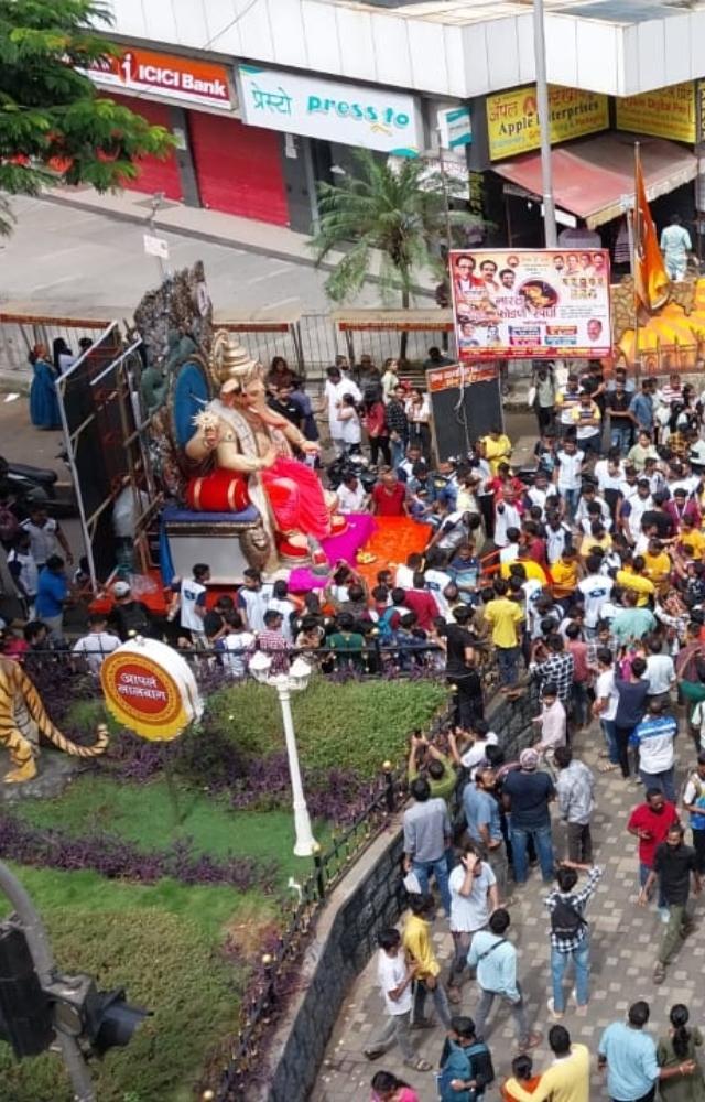 Devotees Gather To Welcome Lord Ganesha In Lalbaug Mumbai