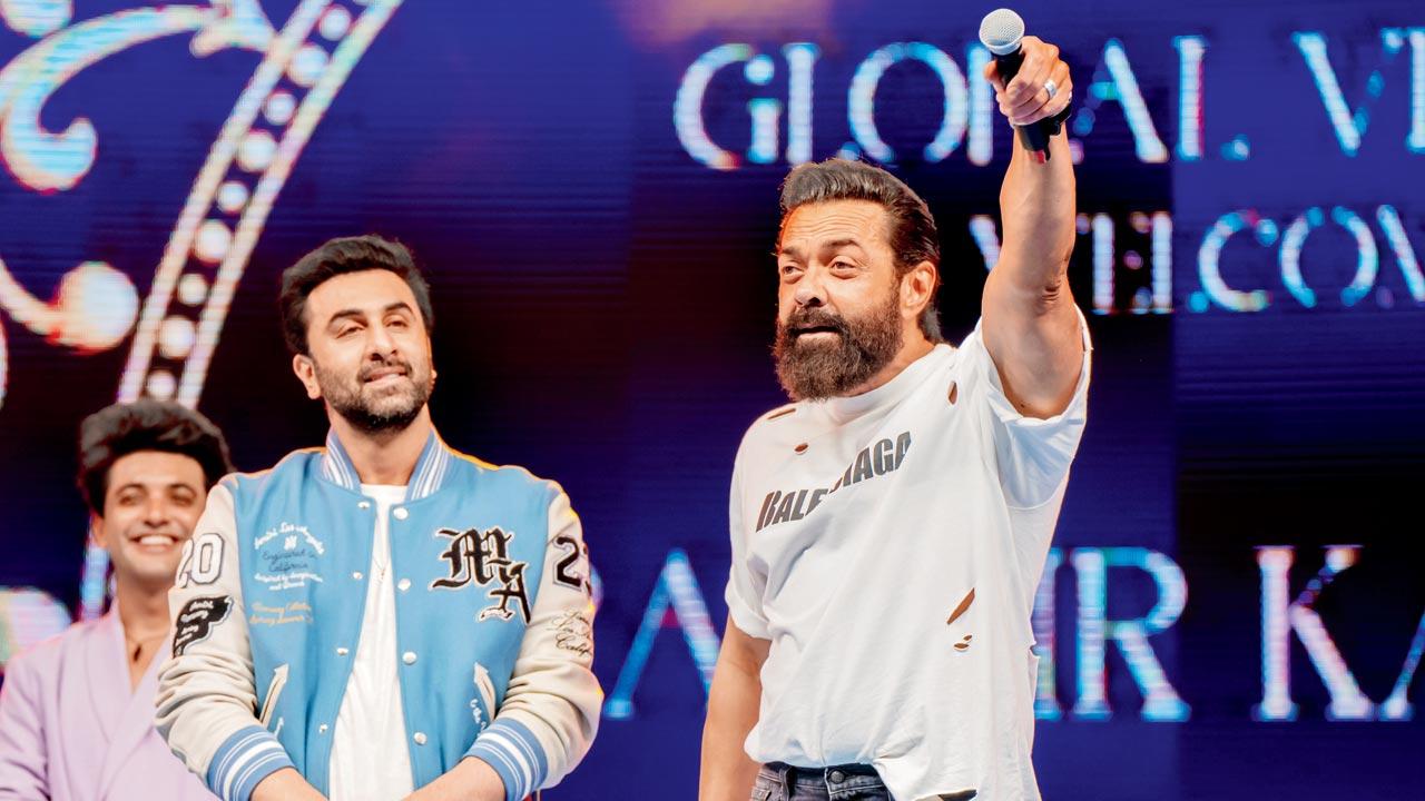 Mutual admiration society