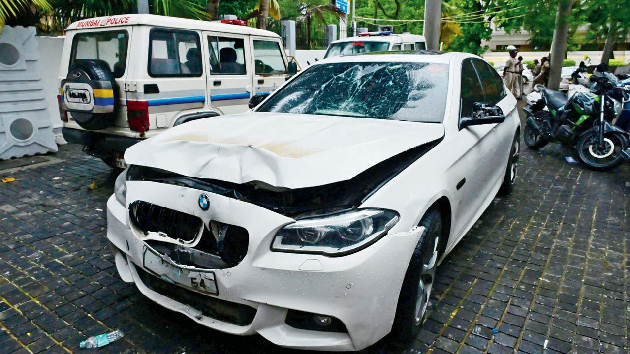 The BMW car that was involved in the hit-and-run. Pic/Shadab Khan