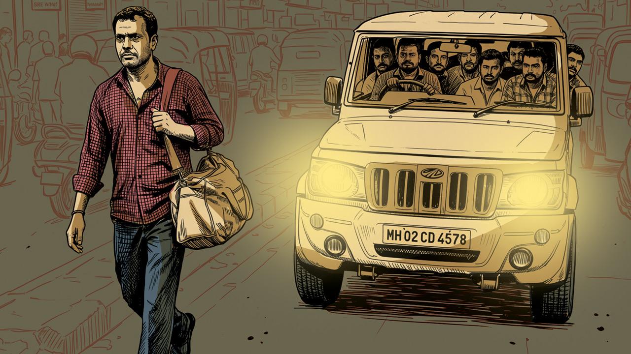 The victim, Shravan Laxman Rawal, a Virar resident, walks through Antop Hill carrying R37 lakh in a bag after handing over part of R87 lakh in Andheri. A Bolero jeep trails him closely, trails him closely