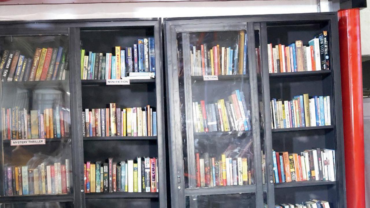 The library currently has around 1200 books