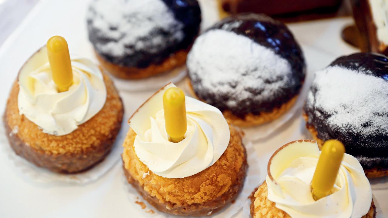 Mango Choux