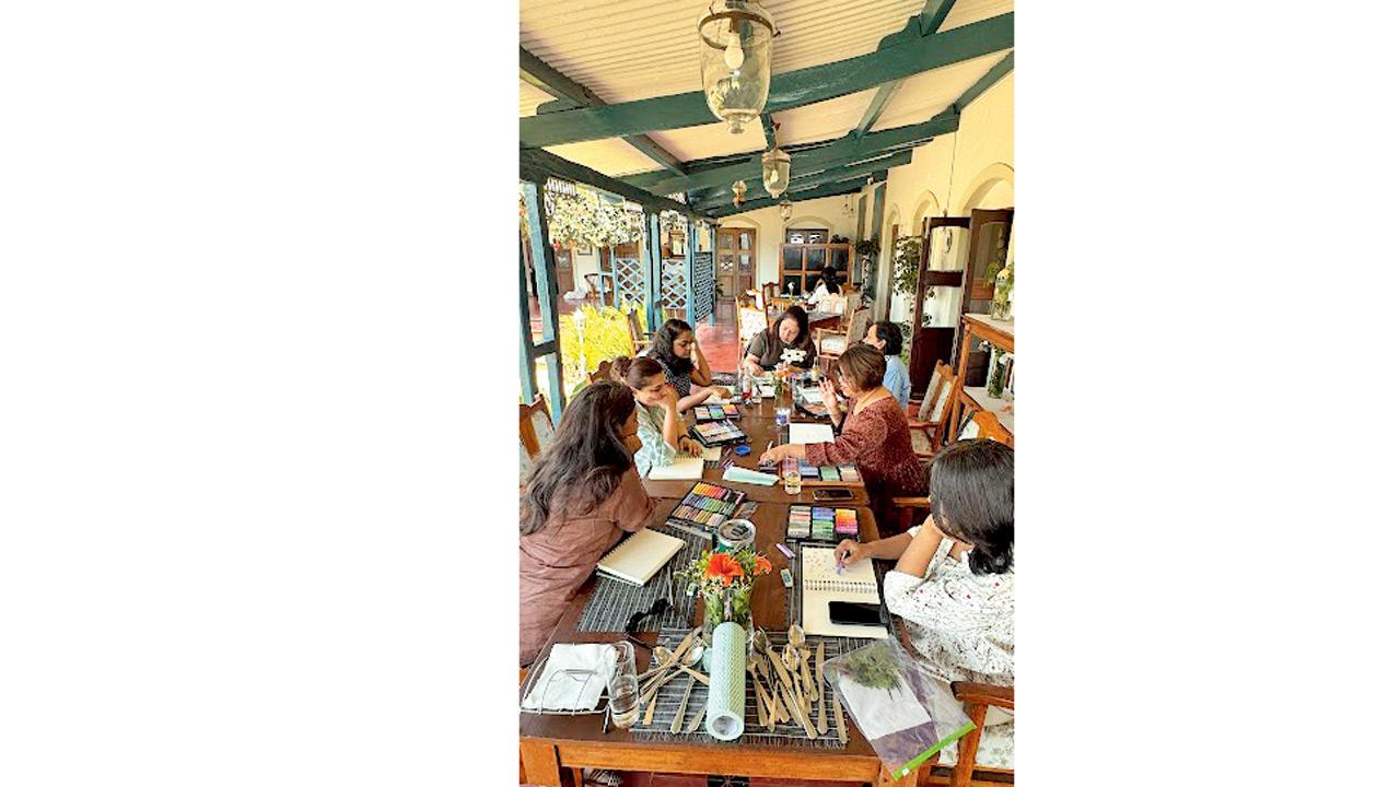 Participants try their hand at oil pastel art during the retreat. Pics courtesy/@theitchyboots