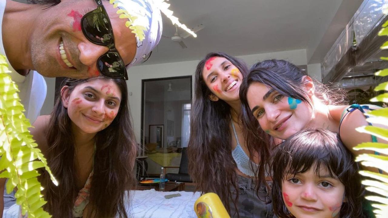 Mothers Day throwback: Alia Bhatt, Kareena Kapoors pregnancy fashion