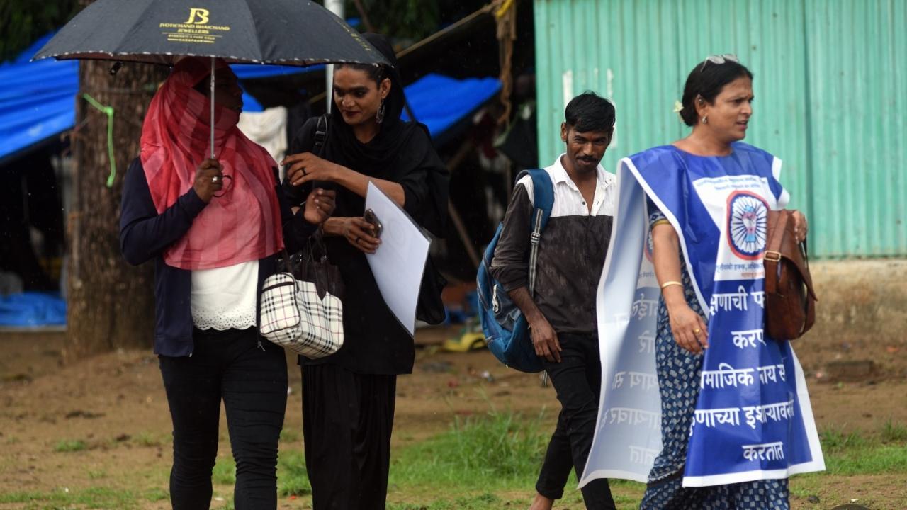 Mothers Day throwback: Alia Bhatt, Kareena Kapoors pregnancy fashion