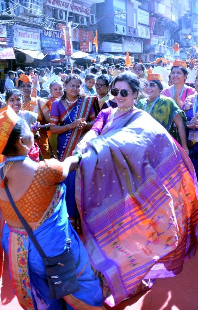Mothers Day throwback: Alia Bhatt, Kareena Kapoors pregnancy fashion