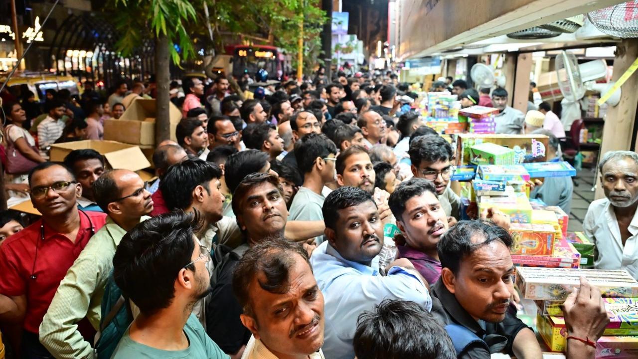 Mothers Day throwback: Alia Bhatt, Kareena Kapoors pregnancy fashion