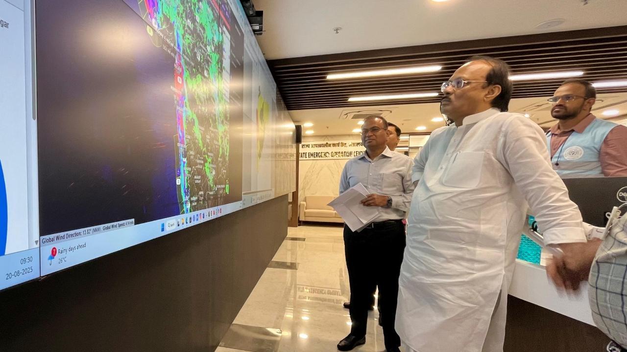 Mothers Day throwback: Alia Bhatt, Kareena Kapoors pregnancy fashion