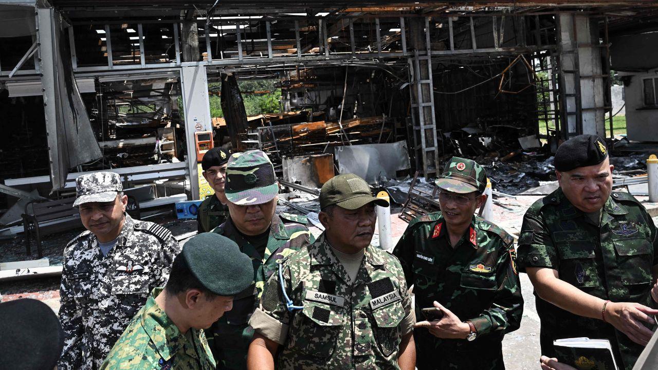 Mothers Day throwback: Alia Bhatt, Kareena Kapoors pregnancy fashion