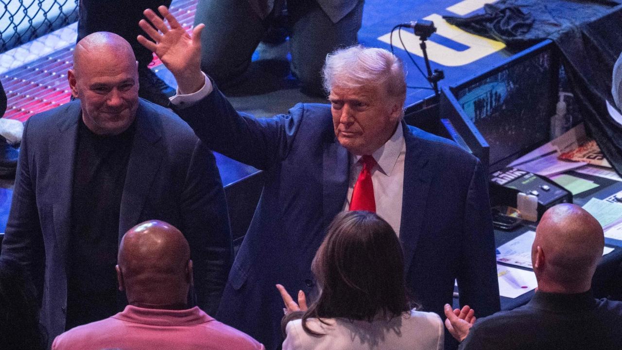 Mothers Day throwback: Alia Bhatt, Kareena Kapoors pregnancy fashion