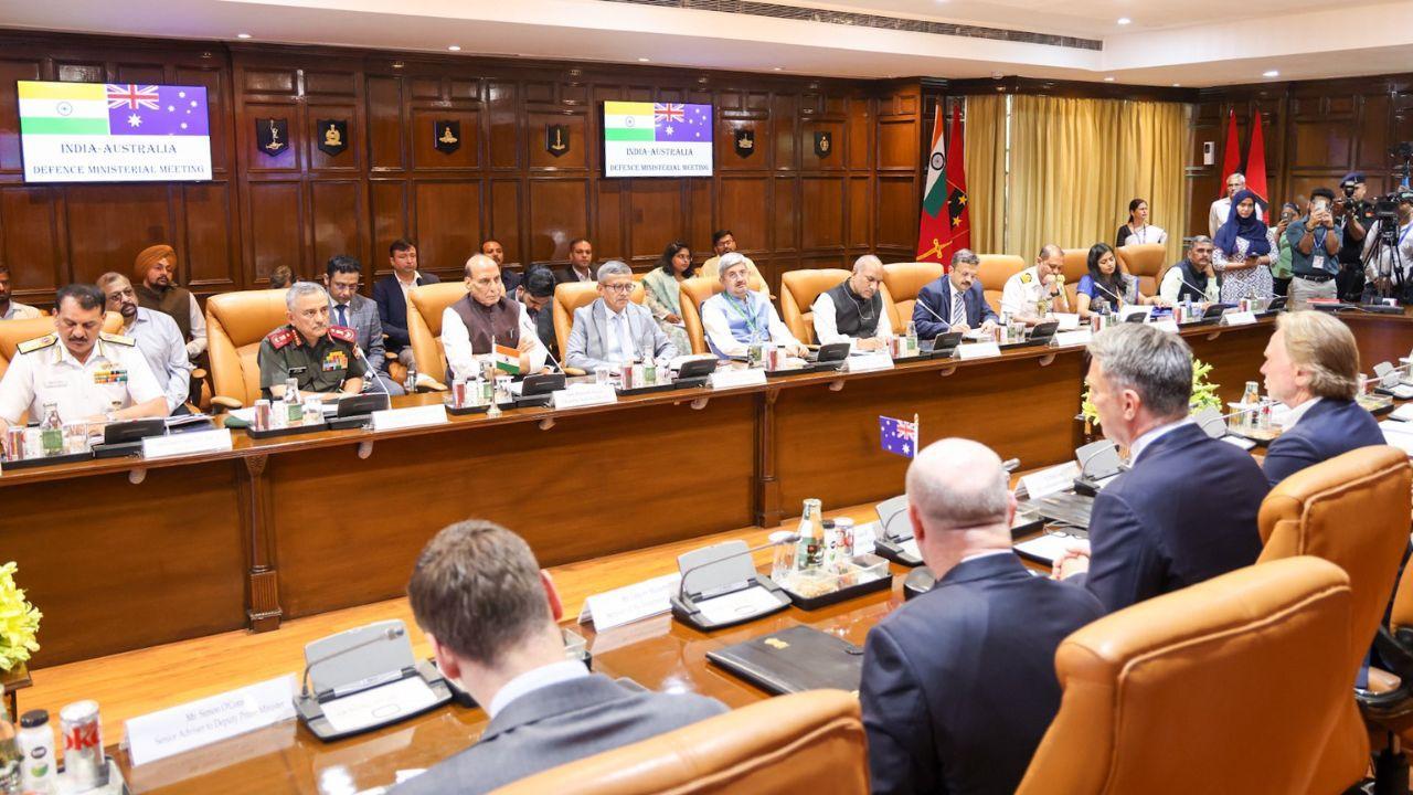 Mothers Day throwback: Alia Bhatt, Kareena Kapoors pregnancy fashion