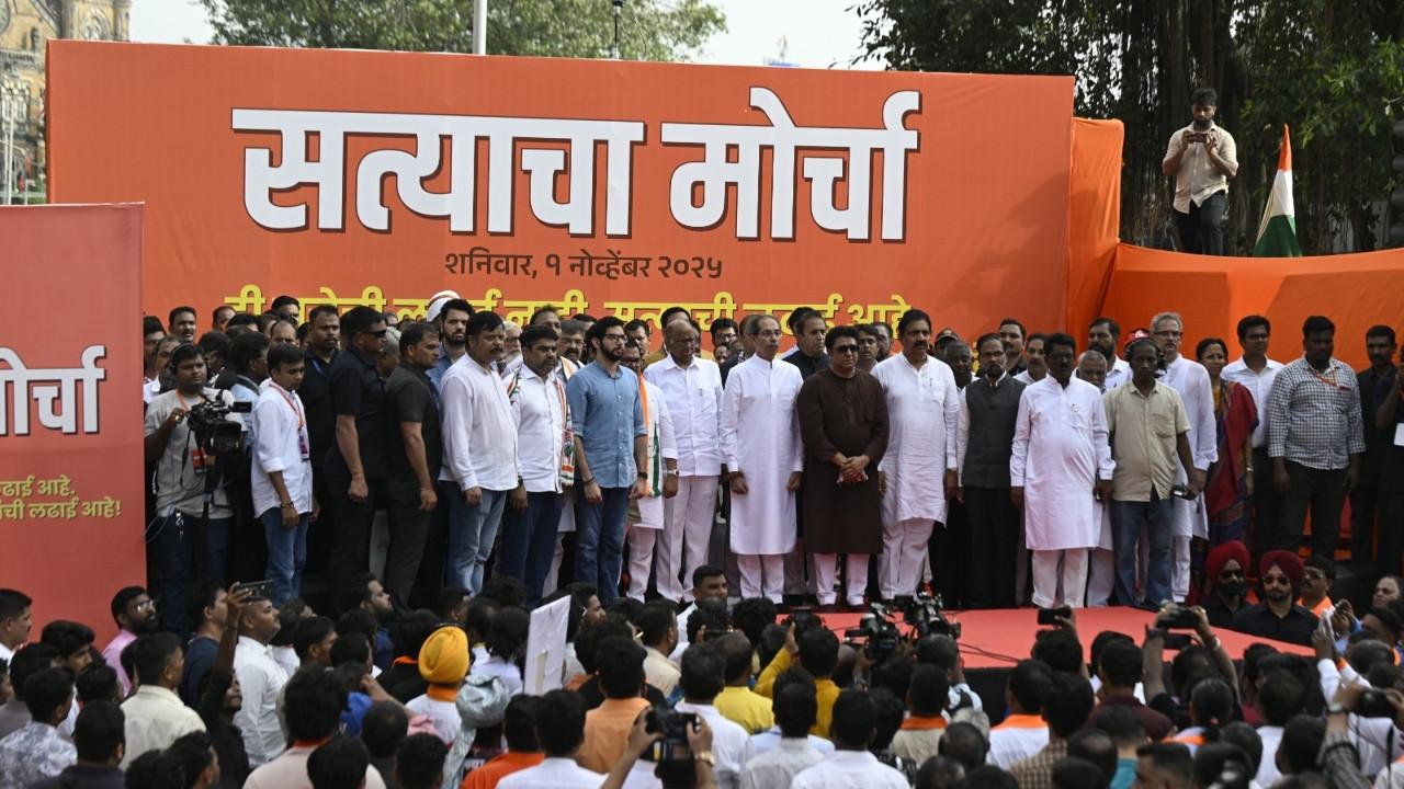 Mothers Day throwback: Alia Bhatt, Kareena Kapoors pregnancy fashion