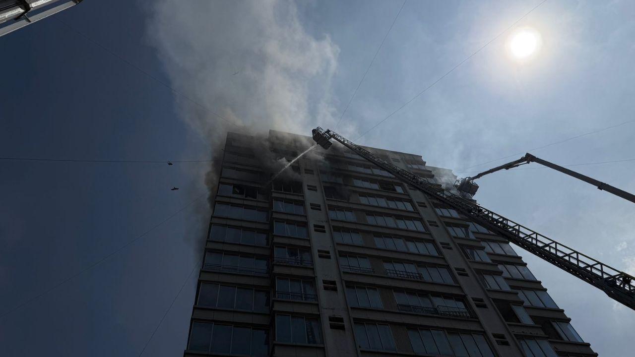 Mothers Day throwback: Alia Bhatt, Kareena Kapoors pregnancy fashion