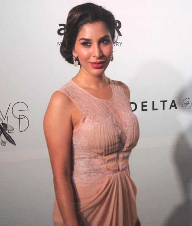 Sophie Choudry Sex Video - Not thinking of winning 'Jhalak Dikhhla Jaa' now: Sophie Choudry