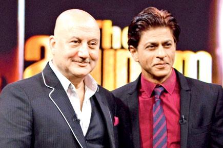 Is Shah Rukh Khan shifting loyalty?