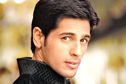 Sidharth Malhotra to train in mixed martial arts for 'Warrior' remake
