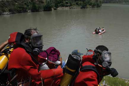 Himachal tragedy: More personnel to join search 