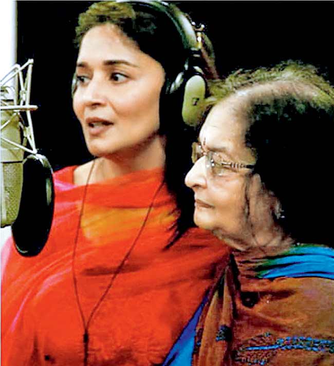 Madhuri Dixit with her mother