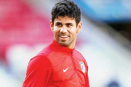 Spain gamble on Costa's fitness