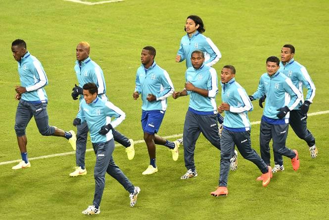 FIFA World Cup: Ecuador, Honduras coaches face familiar foes