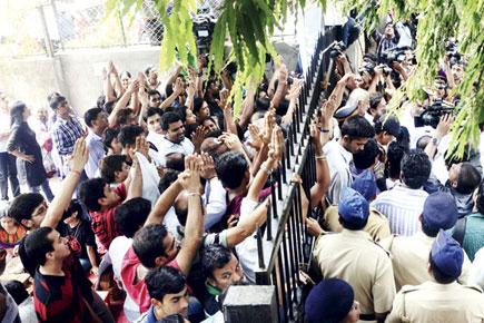 Campa Cola eviction: After meeting CM, residents give in 