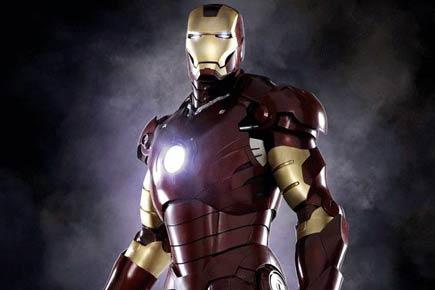 'Iron Man' director to helm 'Predator' reboot? 