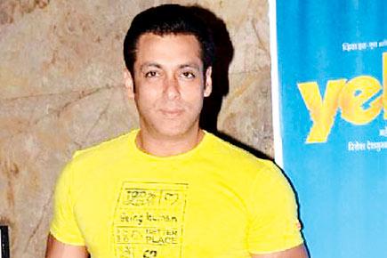 Salman Khan lends a helping had to fans
