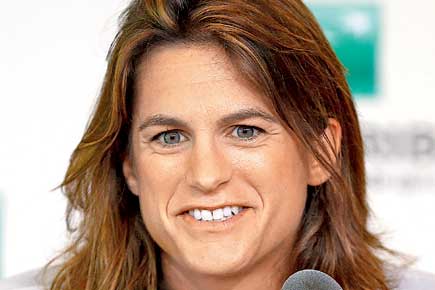 Amelie Mauresmo hails Murray for surprise coach appointment