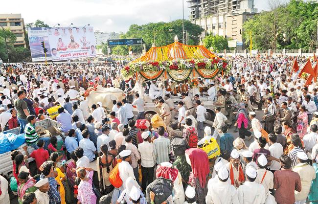 A traditional Palkhi procession 