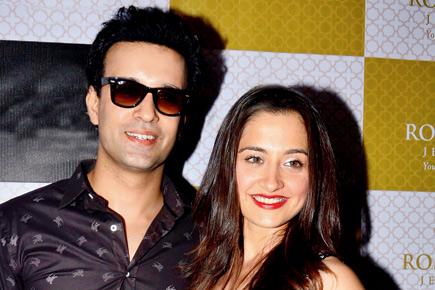 Spotted: Sanjeeda Sheikh and Aamir Ali at a jewellery store launch
