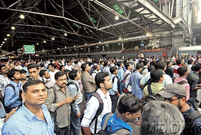 People crowded around the building and on the platforms, even as authorities asked them to stay away. Harbour line took a hit, and more than 12 trains were cancelled. Pic/Sameer Markande