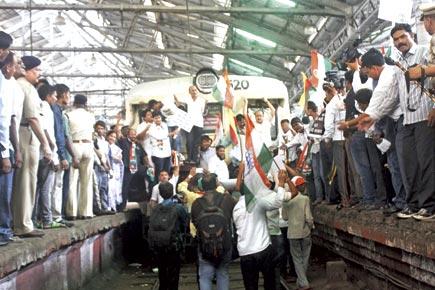 Congress workers hold protest against recent railway fare hike