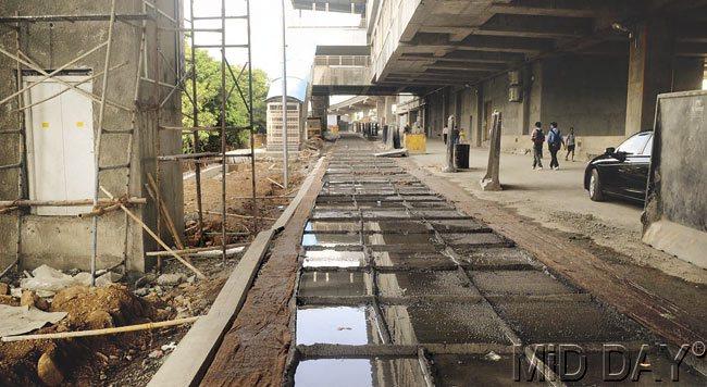 Neither the lift at Jagruti Nagar, nor its approach road, is ready