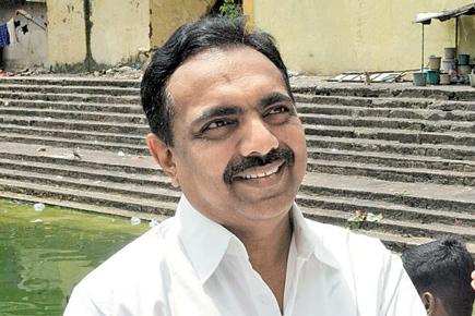 PMC House leader points to elephant in room, evokes shouts of protest
