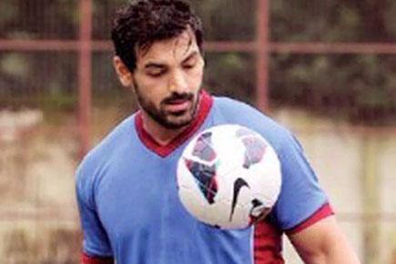 John Abraham to give commentary for FIFA World Cup 2014 