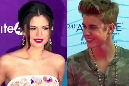 WAR! Justin Bieber, Selena Gomez vs Angry Beliebers