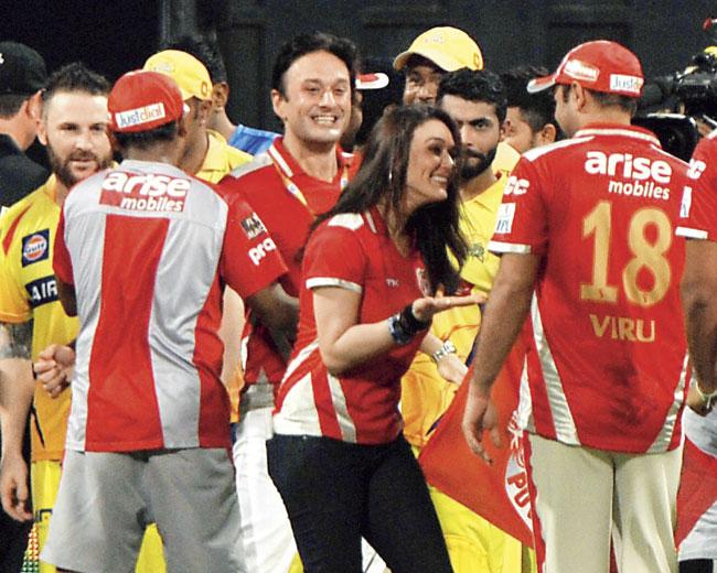 The FIR states that Wadia had hurled abuses at Zinta during the KXIP vs CSK match at Wankhede Stadium around 8 pm on May 30. File pic