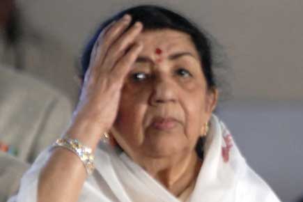 Lata Mangeshkar comes out in support of Campa Cola residents