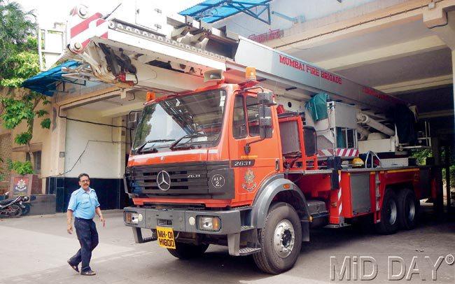 The snorkel ladder-fitted fire engine will be shipped to Finland in the last week of July. 