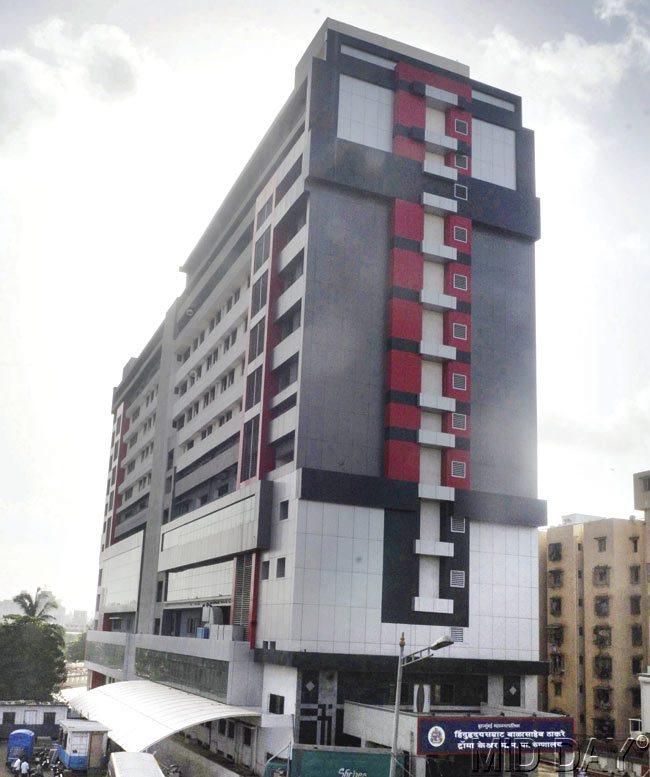 The trauma care centre at Jogeshwari East is 13 storeys high. While the interiors are attractive, just 30 nurses man the 104-bed trauma care hospital. Pic/Nimesh Dave