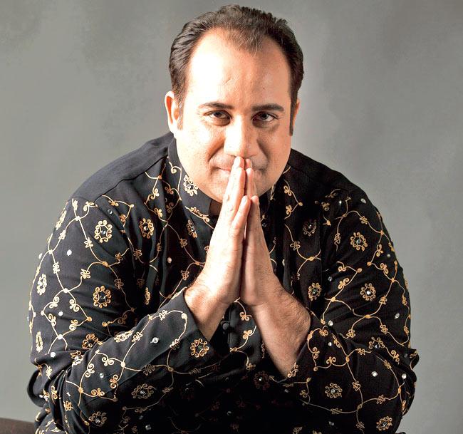 Pakistani singer Rahat Fateh Ali Khan deported from Hyderabad airport
