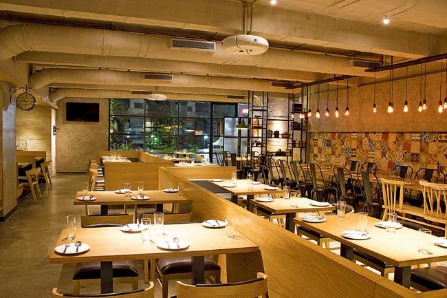Vedge, an all-new, vegetarian-only restaurant at Fun Republic Mall, Andheri West