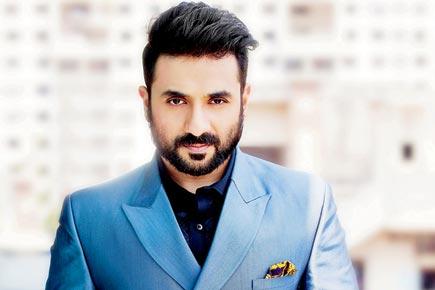 Vir Das gets suited and booted for his next film