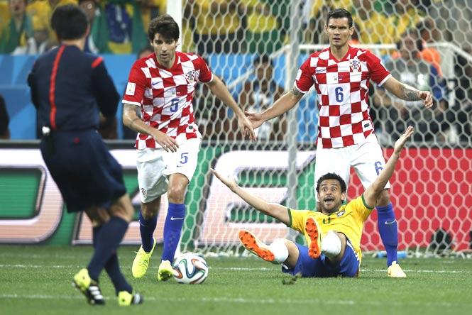 FIFA World Cup: Croatia defender hits out at penalty 'scandal'