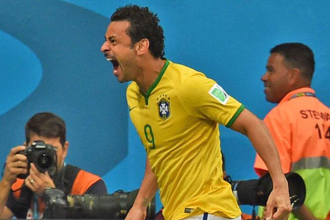 'Moustache goal' gets Brazil's Fred going at FIFA World Cup 2014