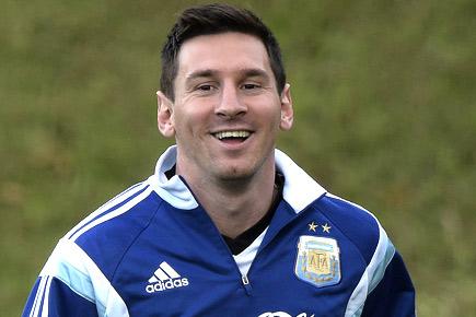 Messi would welcome Suarez at Barcelona despite FIFA World Cup 'bite'