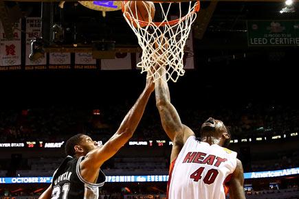 NBA: San Antonio Spurs stun Miami Heat, on brink of 5th title