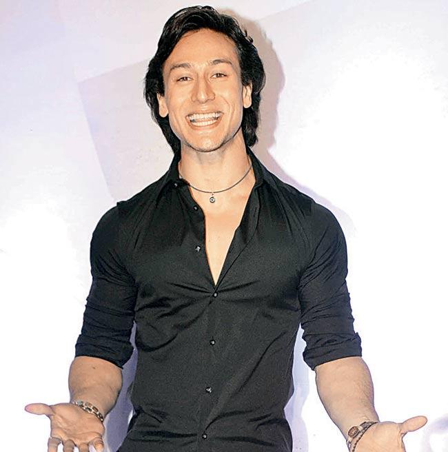 Tiger Shroff laughed it off when parallels were drawn between Kareena Kapoor and his looks  